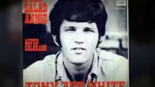 TONY JOE WHITE-&quot;POLK SALAD ANNIE&quot;(LYRICS)   360p