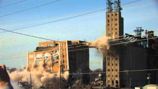 preview picture of video 'ConAgra Implosion w/Reverse Explosion'