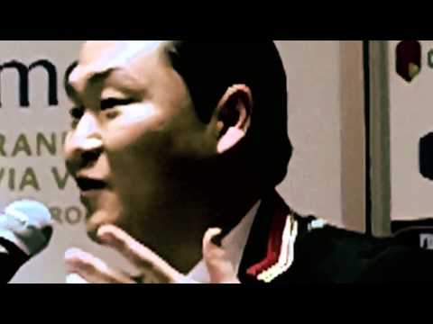 PSY: 2 answers in Rome . 2 risposte a Roma (2013)