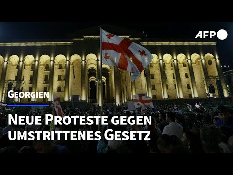 Georgien: Parlament verabschiedet umstrittenes Gesetz in zweiter Lesung | AFP