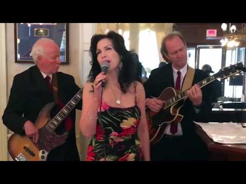 JMO Jazz Trio Featuring Julie Jules - Knows What It Means To Miss N.O.