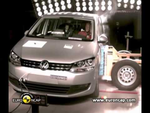 2011 VW Sharan CRASH TEST