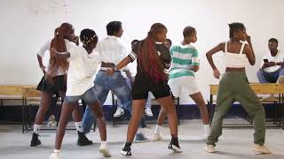 Download lagu THE IMAGINED SCHOOL DAY | JOHN VULI GATE BY MAPARA A JAZZ [FEAT NTOSH GAZI & COLANO] mp3