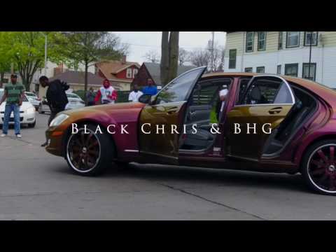 Black Chris - Pull Up Ft. Mally Perfect & BHG Action [Prod. BigAnt] (Shot by @TeeGlazedIt)