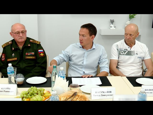 Глава Альметьевского района встретился с мобилизованными