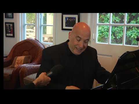 The Nowman Show: Niswander's Variety 1.0-Bowie's pianist Mike Garson Discusses Young Americans-clip