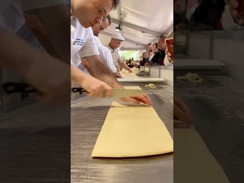 Il coupe des croissants plus vite qu’une machine ! Damien DEDUN champion d’Europe de boulangerie