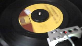 The Marvelettes - My Baby Must Be A Magician