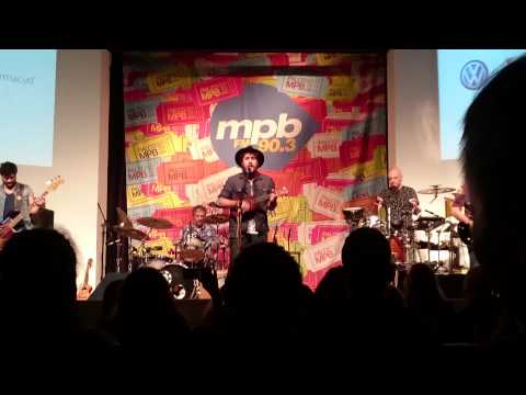 Suricato - "Um certo alguém" (Lulu Santos) - Palco MPB 27/04/2015