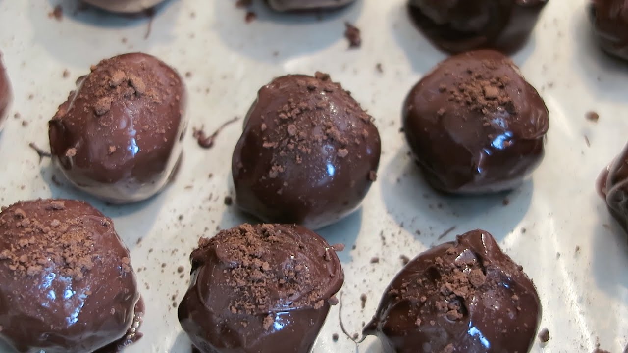 No Bake Oreo Truffles