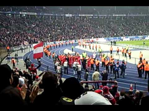 Hertha - Union 05.02.2011...feiern mit Union