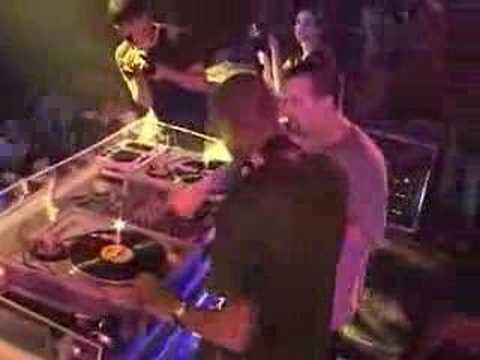 dj godfather & dj murphy - live at circuito 2003