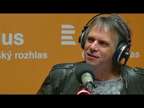 Janek Ledecký: Církve považuji za politické partaje, které jsou obohaceny iracionálním prvkem