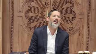 תענית אסתר מחצית השקל פורים ועוד כל מה שצריך לדעת על פורים!! הרב יוסף חיים גבאי שליט"א (הרב יוסף חיים גבאי) - התמונה מוצגת ישירות מתוך אתר האינטרנט יוטיוב. זכויות היוצרים בתמונה שייכות ליוצרה. קישור קרדיט למקור התוכן נמצא בתוך דף הסרטון