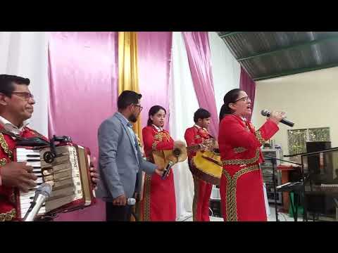 Quinceañera interpreta Mariachi el cantar de cristo de Boaco Nicaragua.lugar San José los remates 