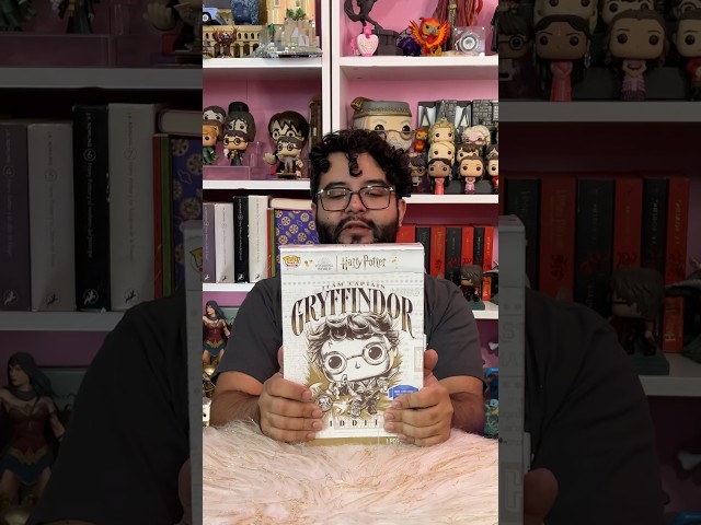 Vídeo relacionado con Grupo Erik Adornos de Navidad, regalos de Harry Potter, juego de 3 decoraciones para árbol de Navidad, snitch dorado, Nimbus 2000, escudo de Hogwarts, mercancía de Harry Potter, decoraciones de