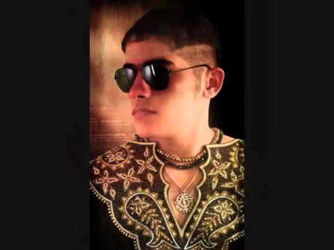 Gajini Ft Bomb - Tavahom