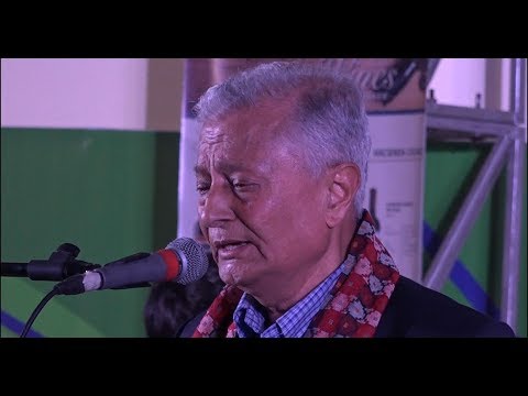 Prem Dhoj singing Ghumti Ma na-aau hai (घुम्तीमा नआउ है) during "An evening with Prem Dhoj Pradhan"