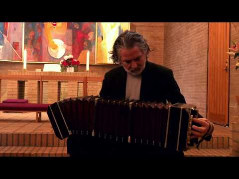 Oblivion (Astor Piazzolla) • Paolo Russo, bandoneon solo
