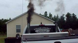 preview picture of video '6.0 powerstroke smokin'