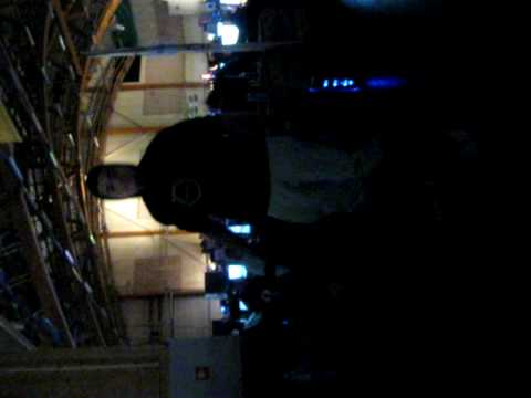 Tangentbords-smash i B-hallen DHW08