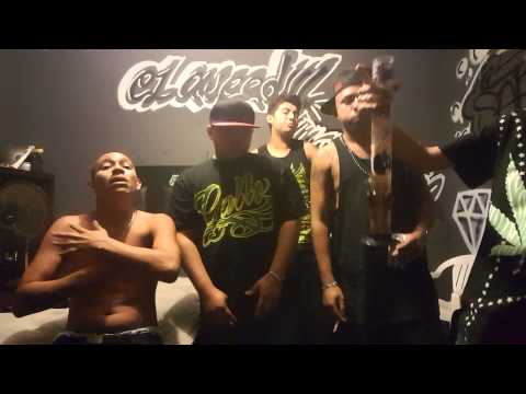 COTORREANDO CON LA ROLA RASTA A LO PELON