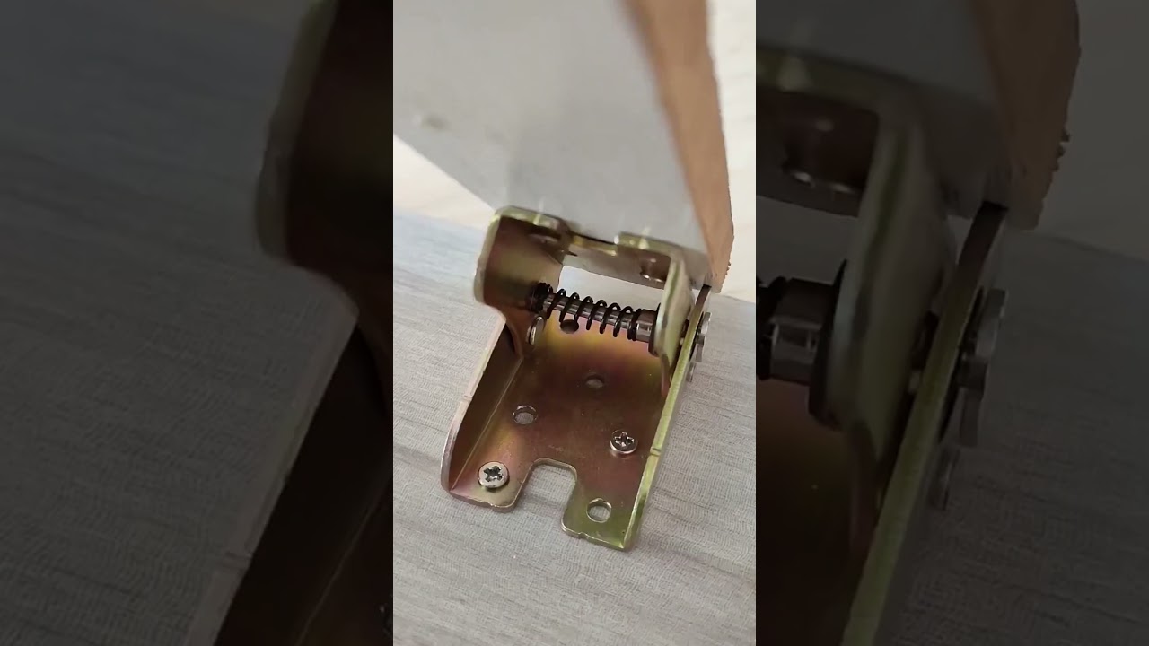 90 Degree Self-locking Folding Hinge: it's suitable for building folding tables, desks, ect.