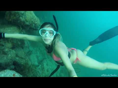 Sexy Spearfishing Girl Long Legs Freediving Fins