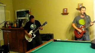 The Ramones&#39; Blitzkrieg Bop and Let&#39;s Dance covers