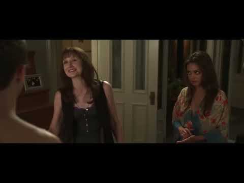 Friends With Benefits official trailer still: Times Square flash-mob setup with Justin Timberlake and Mila Kunis