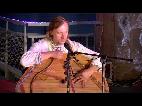 Гусляр Егор Стрельников | У парадной лестницы Рыбинска | Gusli player Egor Strelnikov in Rybinsk