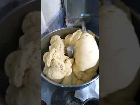 Besan Flour Kneading Machine