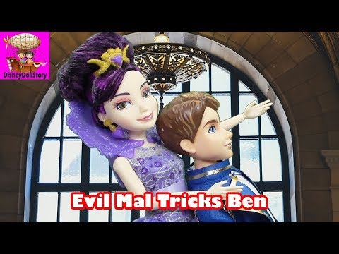 Evil Mal Tricks King Ben - Part 7 - Mal is the Queen Series Descendants Disney