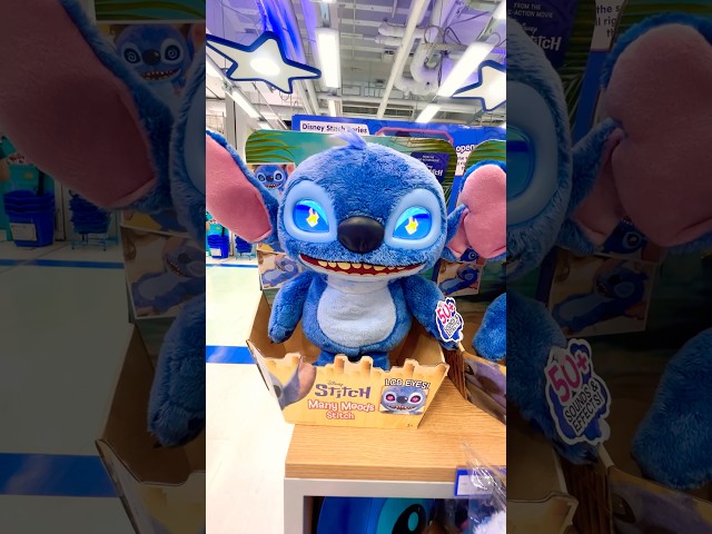 Vídeo relacionado con Producto oficial de Disney comercializado por Primark, manta polar/ poncho de Lilo & Stitch con diseño de orejas en 3D