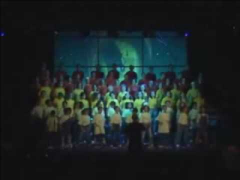 Gloria a Dios (en concierto) - salesianos Misa joven 1 (De otra manera)