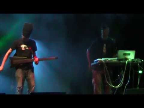 The Dub Sync - Man a express (live at Stolica Reggae Festiwal 2013)