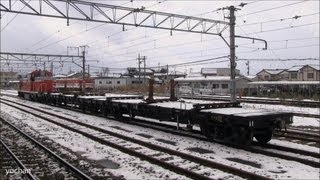 preview picture of video '【積雪】JR東日本の工事列車(レール輸送) DE10 1700+チキ6000形2両 DL+Flatcar'