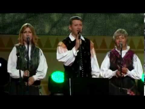 HIŠNI ANSAMBEL AVSENIK   ČEZ ZELENE TRATE