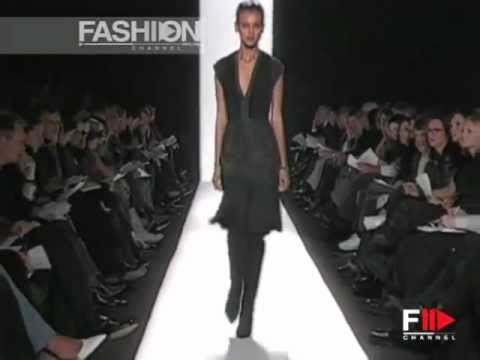 "Narciso Rodriguez" Autumn Winter 2003 2004 New York 2 of 3 Pret a Porter by FashionChannel.mov