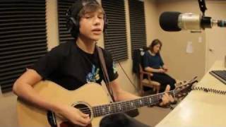 Austin Mahone singing &#39;So Sick&#39; by Neyo at KROV Radio