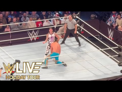Dominik Mysterio vs Seth Rollins Full Match - WWE Live MSG Holiday Tour 12/26/24