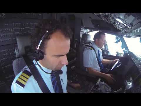 klm cockpit tales part 1 autopilot in actionYouPlay PK