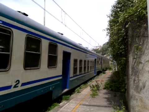 R 3669 Paola-Reggio C.C.le ripr. Scilla 24 aprile 2013 14:22