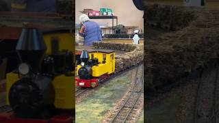 Download lagu MINIATUR KERETA UAP PENGANGKUT KAYU DAN TEBU #keikowie mp3