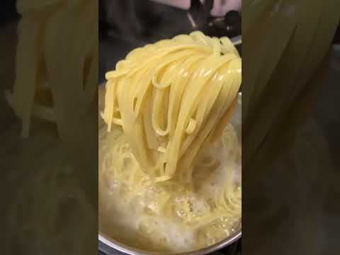 How to make Shrimp Pasta in a creamy Alfredo spinach sauce