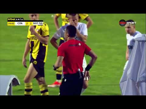 Георги Търтов бе изгонен и остави Славия с 10 души