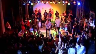 Me Amas Y Me Dejas Vs Te Amo, Te Extraño Lyrics English Translation