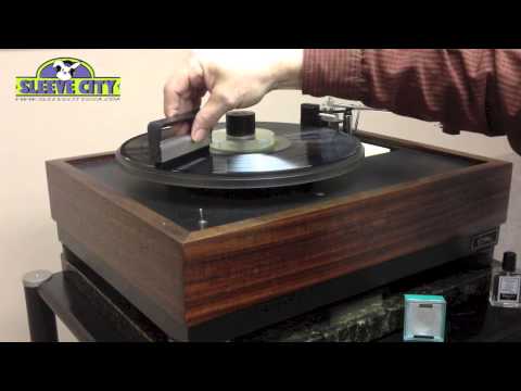 Carbon Fiber Record Brush Demonstration