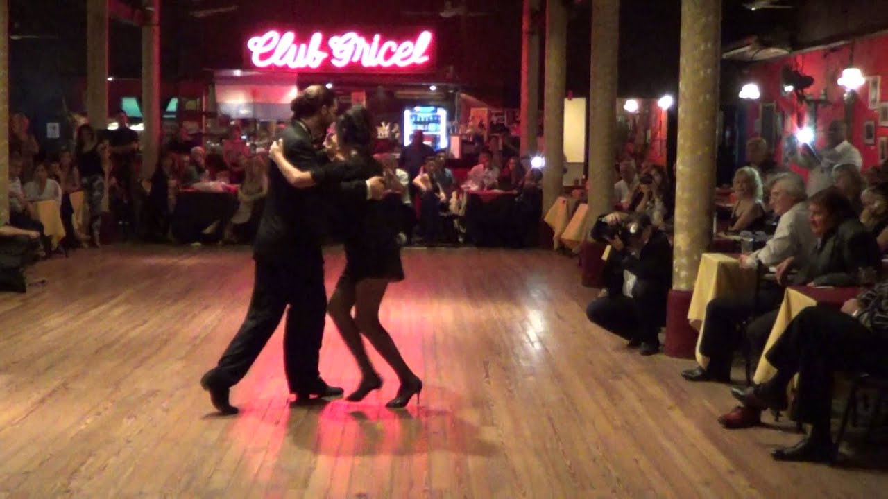 Julio Bassan & Natacha Poberaj Tango "Bahía Blanca" Carlos Di Sarli - Viernes (18/03/16)