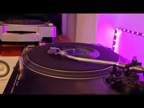 Jet Harris and Tony Meehan - Diamonds - Decca - 1963 - 7" Record (45 Rpm)